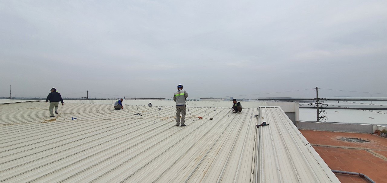 Lắp đặt điện năng lượng mặt trời - Công Ty TNHH Sản Xuất Và Thương Mại Vivaeco